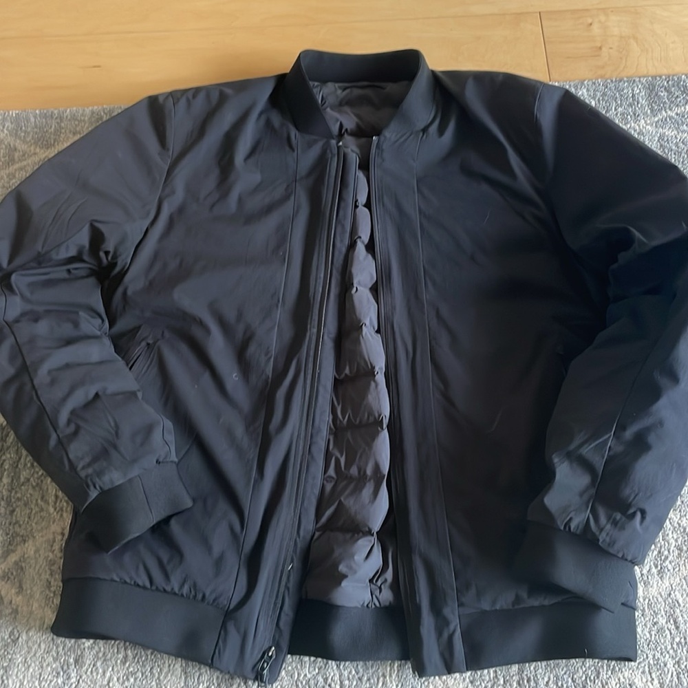 Lululemon intermission bomber jacket. Men’s Large